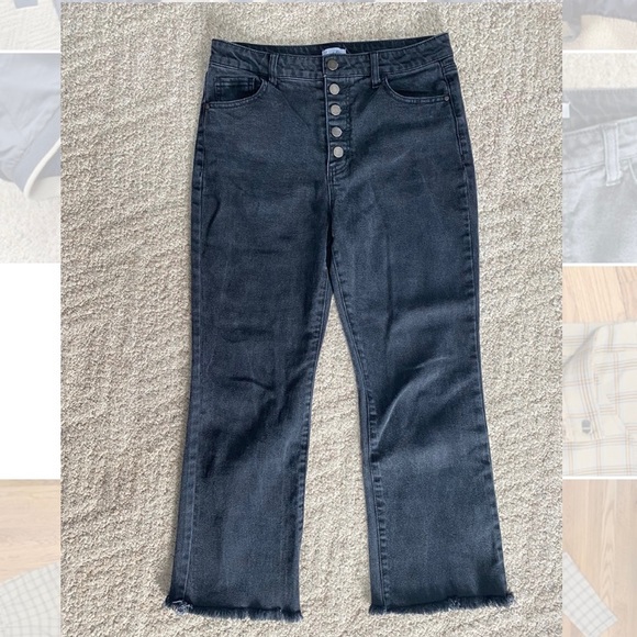 Size 9, black wash jeans, flare bottoms, high rise, cut off - Picture 1 of 5